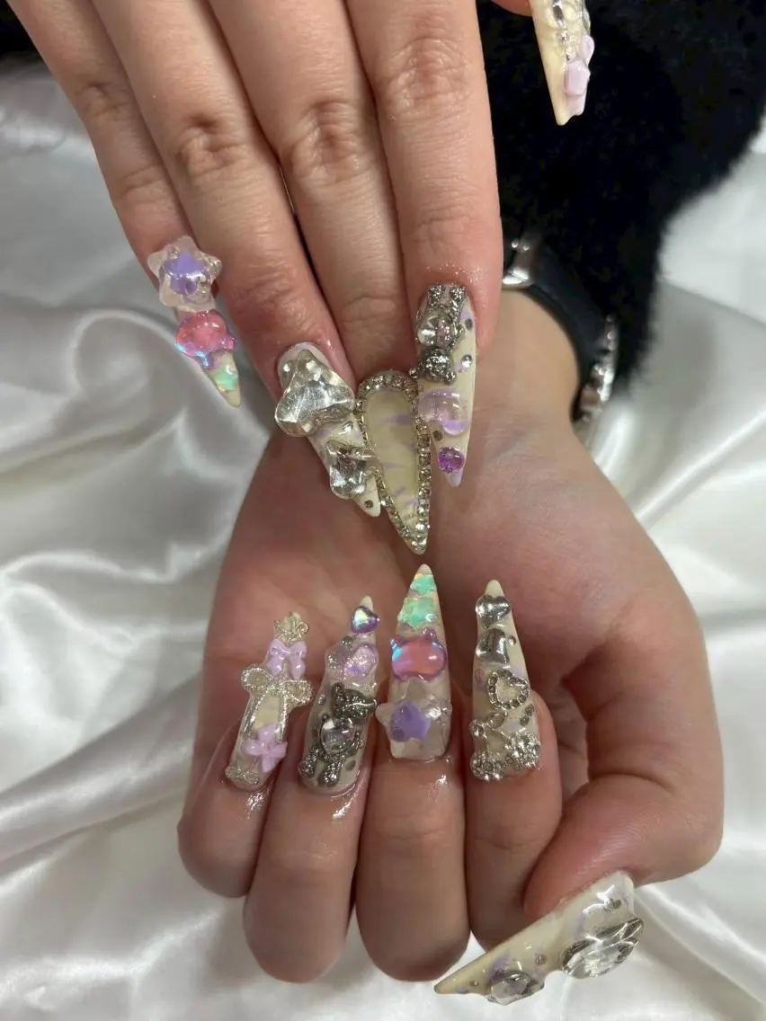 ロング Ashliy大宮♡ アシュリーのネイルデザイン