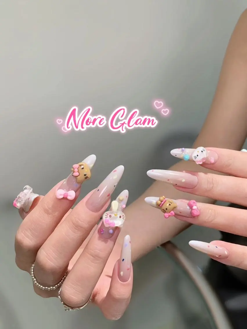 ネイル 長さ出し フットネイル フレンチネイル ジェルネイル ガラスフレンチ More Glam 池袋東口店のネイルデザイン