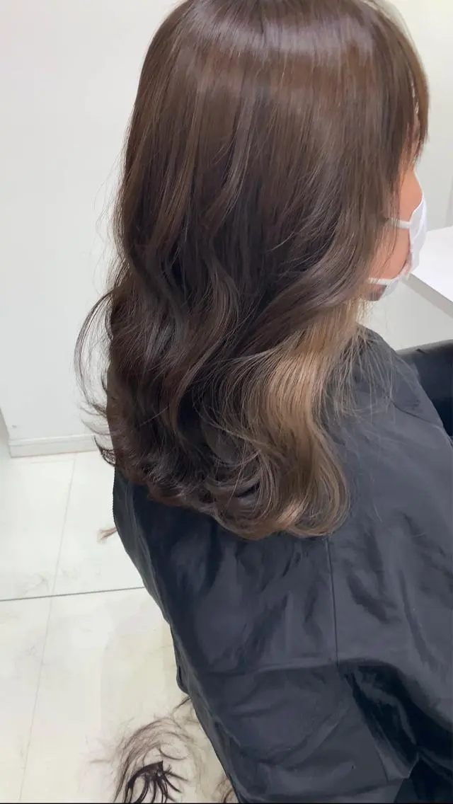 カラー ベージュカラー ヘアカラー mickey Yuinaのヘアスタイル