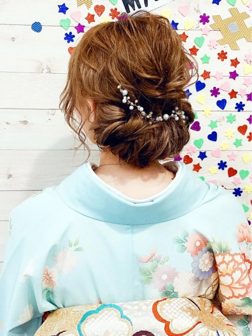 セミロング ヘアアレンジ ヘアメイク エンカレッジのヘアスタイル