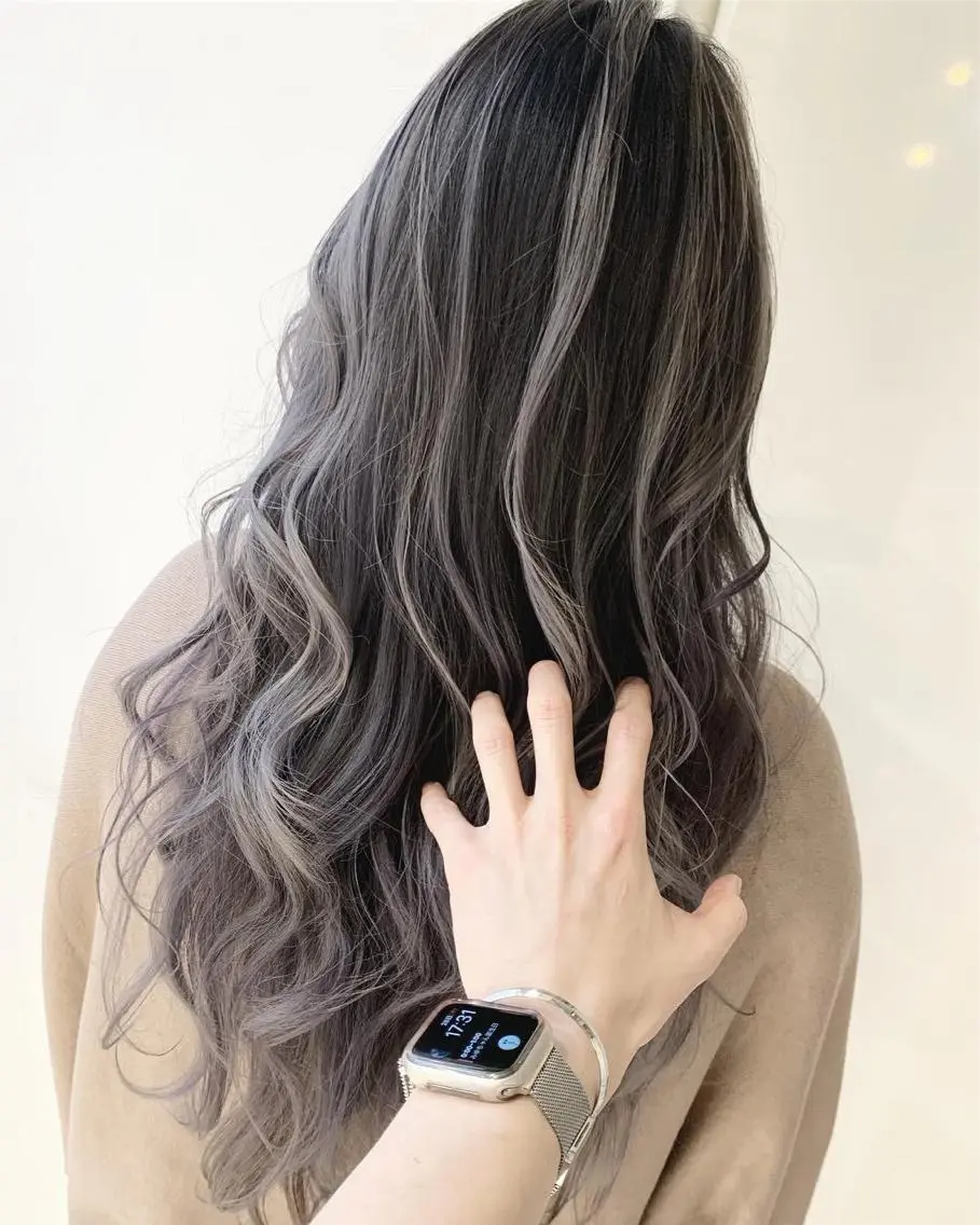 ロング カラー ヘアアレンジ 【公式】amble luxe池袋東口🩷のヘアスタイル