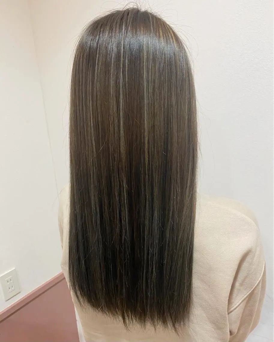 ロング カラー カット ヘアカラー トリートメント JILL ユキのヘアスタイル