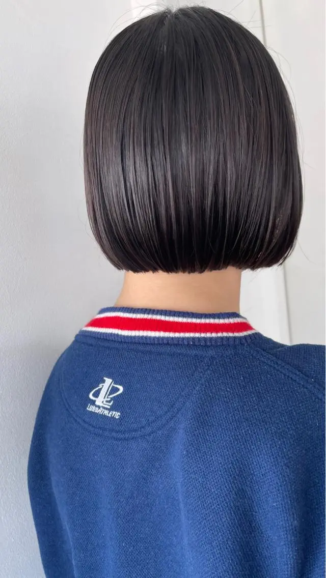 ショート カラー カット トリートメント 💓パーマ，💗 レイヤーカットのヘアスタイル