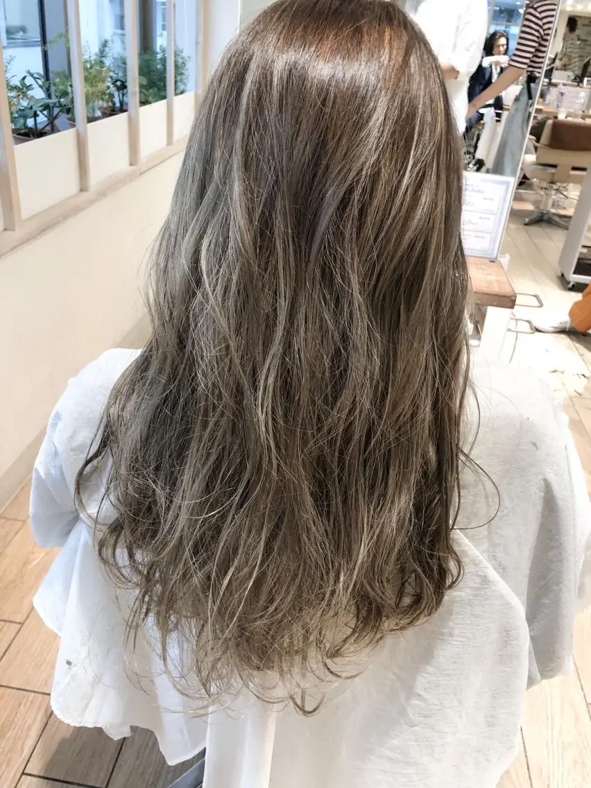 セミロング カラー ブリーチ ダブルカラー 【1日2名様限定】 AFLOAT白川雄副のヘアスタイル