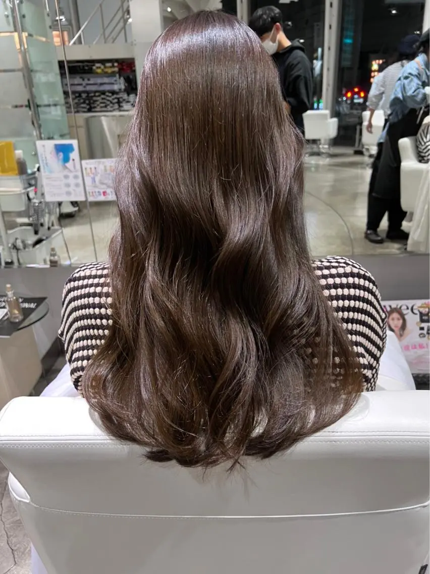 ロング カラー ショート／ボブ／レイ ヤーいくらまゆのヘアスタイル