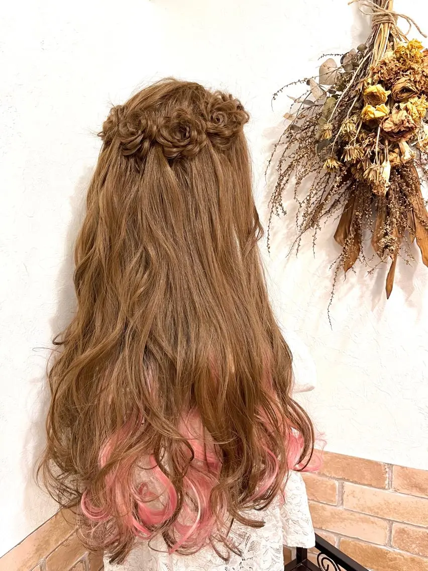 ロング パーマ ヘアアレンジ 卒業式のヘアスタイル 似合わせカット ヘアセット 髪質改善✧︎カラー 💎AIM【アイム】のヘアスタイル