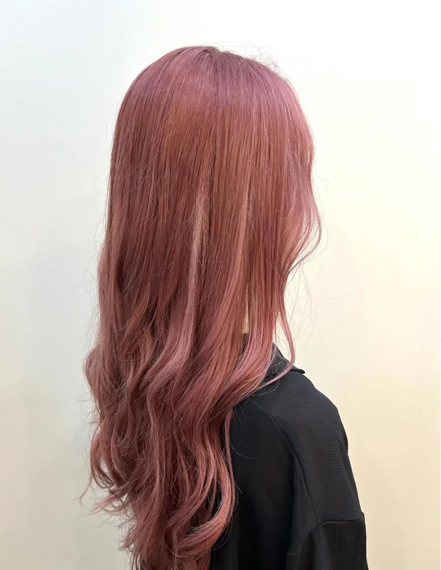 カラー 伊藤 由妃乃のヘアスタイル