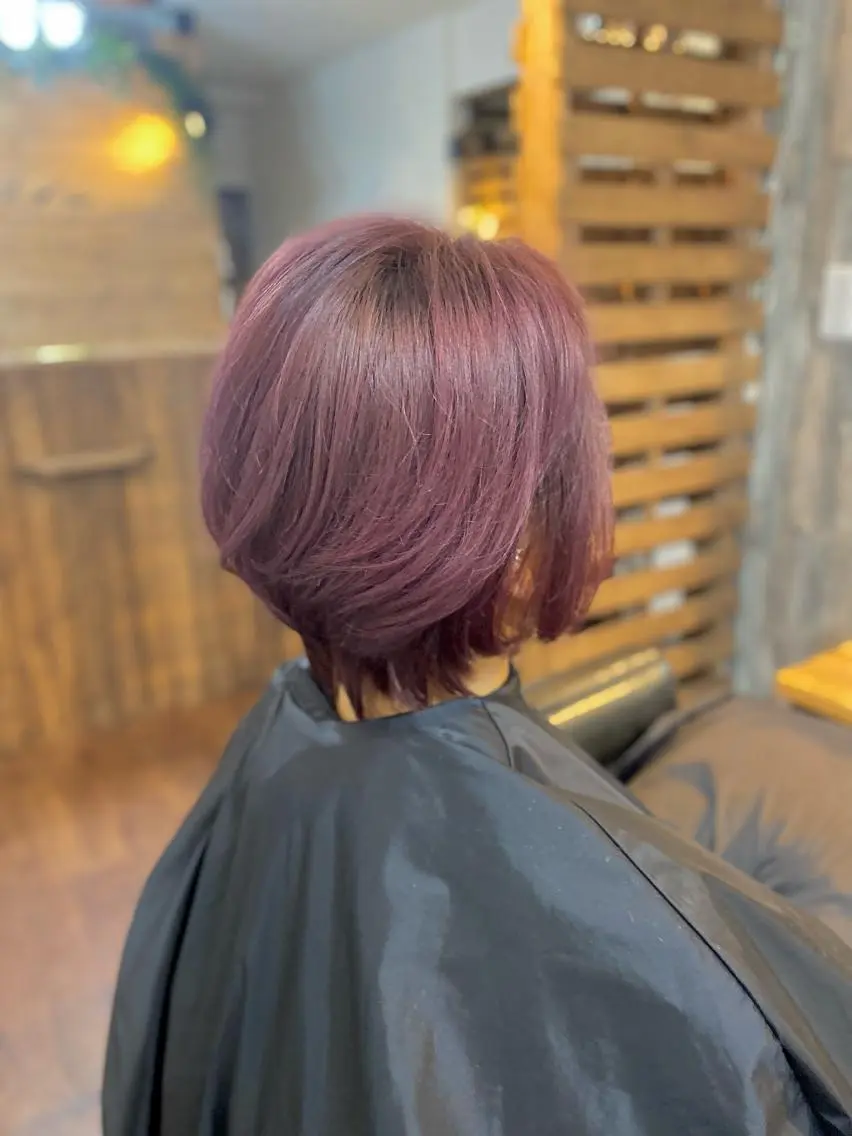 ショート カラー ブリーチ ピンクカラー カット ヘアカラー トリートメント Luzir⭐︎ GEN⭐︎のヘアスタイル