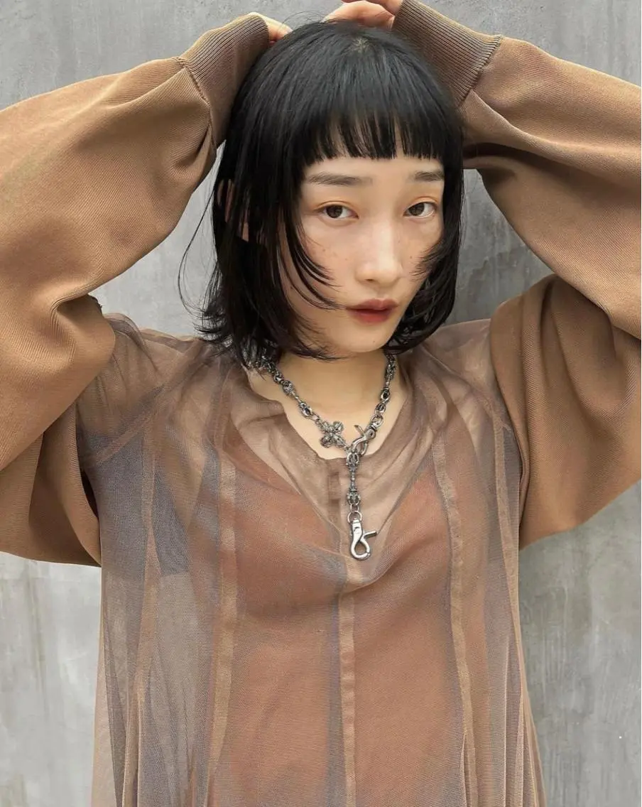 ミディアム カラー ヘアアレンジ くびれレイヤー/艶 カラー　MADOKAのヘアスタイル