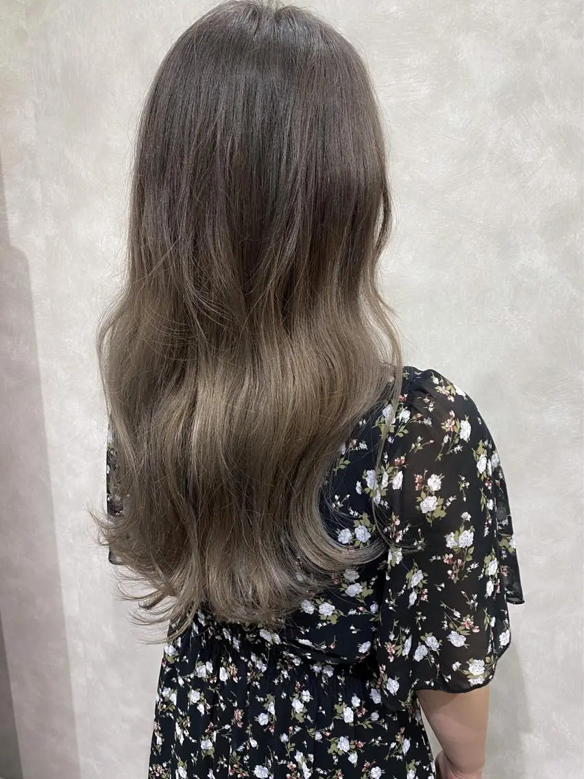 ロング カラー 坂井田 浩樹のヘアスタイル