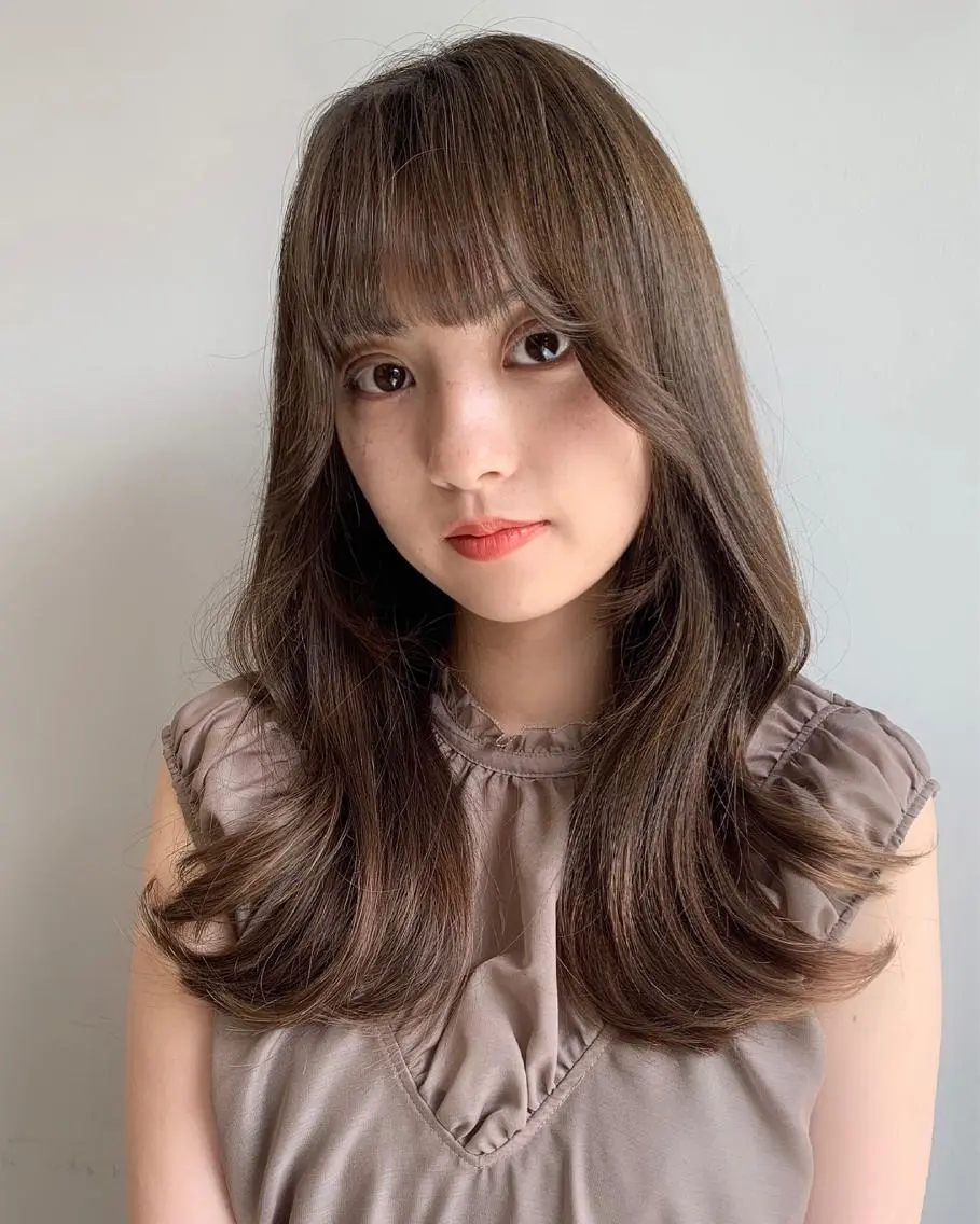 セミロング カラー 透明感/オリーブ/ グレージュ/YUKAのヘアスタイル