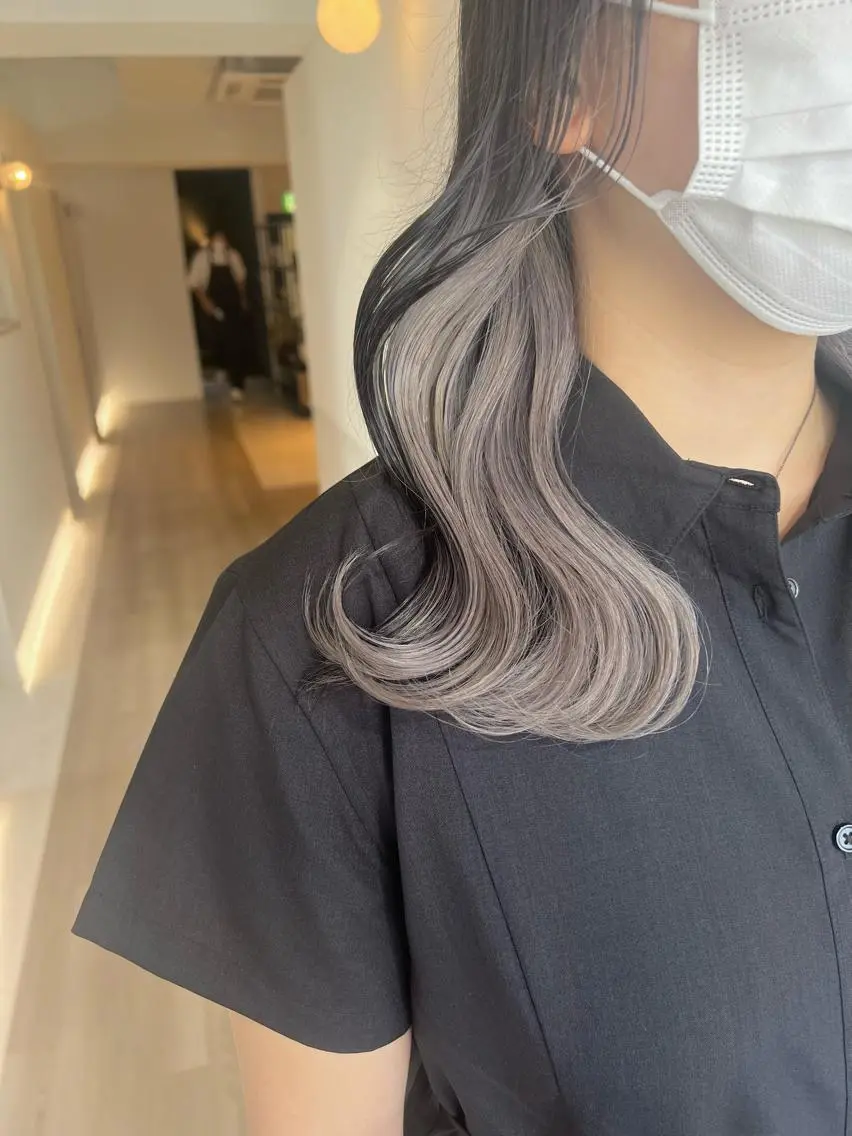 カラー インナーカラー 菊地 万佐久のヘアスタイル