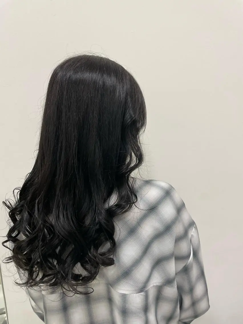 ロング 板倉 凜花のヘアスタイル