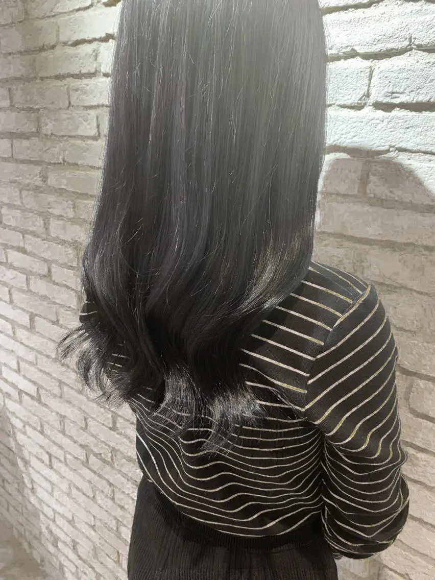 ロング カラー ヘアアレンジ ヘアカラー トリートメント yuka .のヘアスタイル