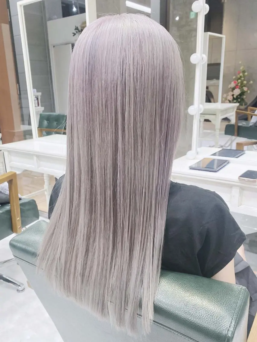 ロング カラー ヘアアレンジ ブリーチ ケアブリーチ 透明感カラー デザインカラー ハイトーンカラー Days 透明感カラーのヘアスタイル