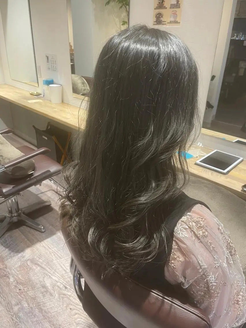 ロング あらい まさえのヘアスタイル
