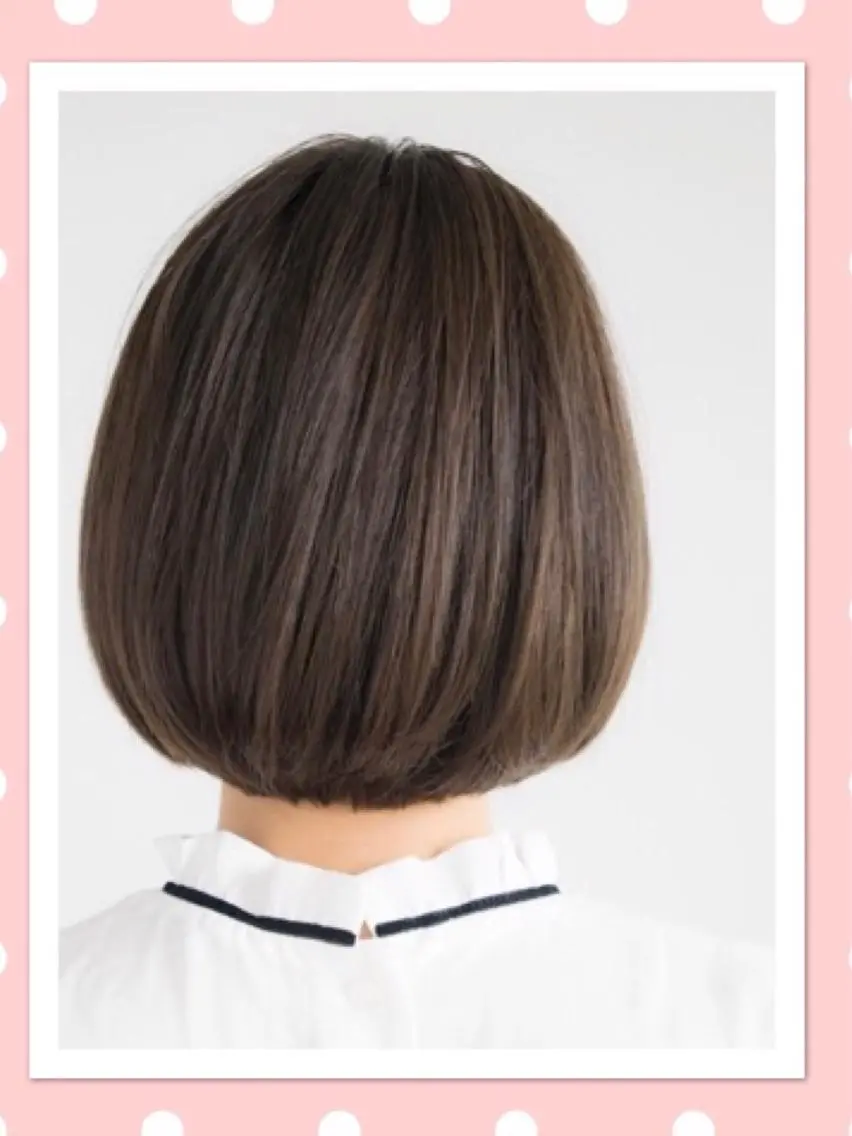 ショート アッシュ アッシュブラウン 嶋村 望美のヘアスタイル