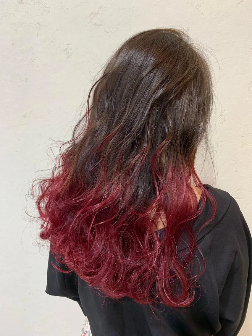 ロング カラー ブリーチ ヘアカラー トリートメント 天野 開のヘアスタイル