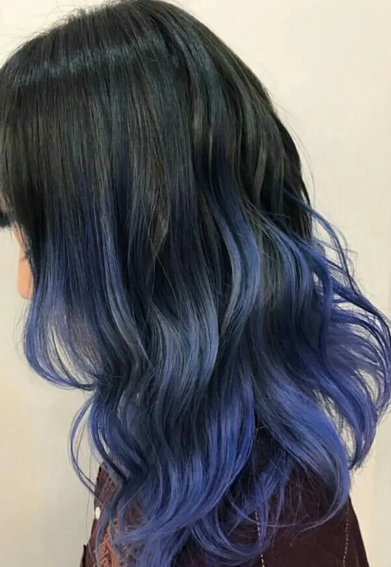 セミロング カラー ブリーチ ブルーカラー グラデーションカラー 畑中秀平💛艶髪💜 Babylon 代表のヘアスタイル