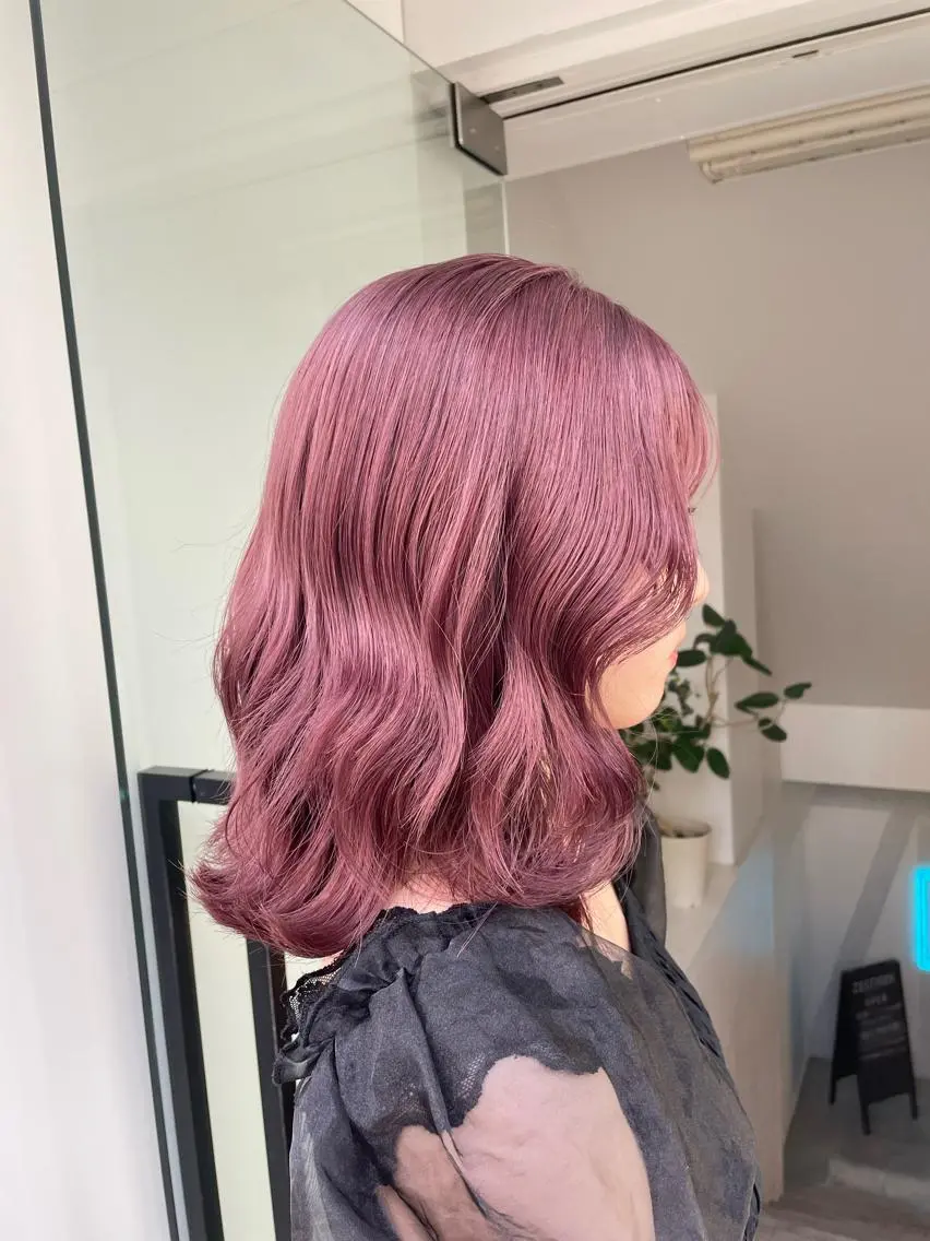 ショート カラー ピンクカラー パープルカラー センターパート/カラ ーメッシュ📍ユリのヘアスタイル