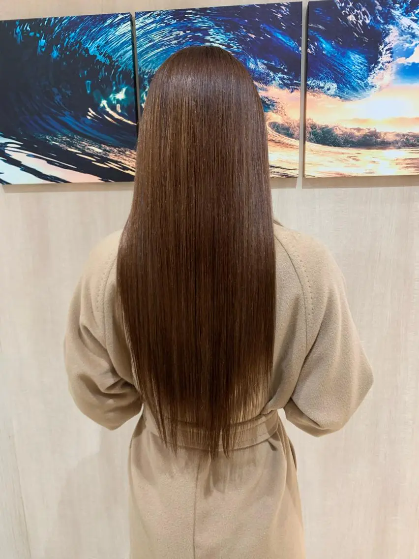 ロング 酸性ストレート 藤森 希美のヘアスタイル