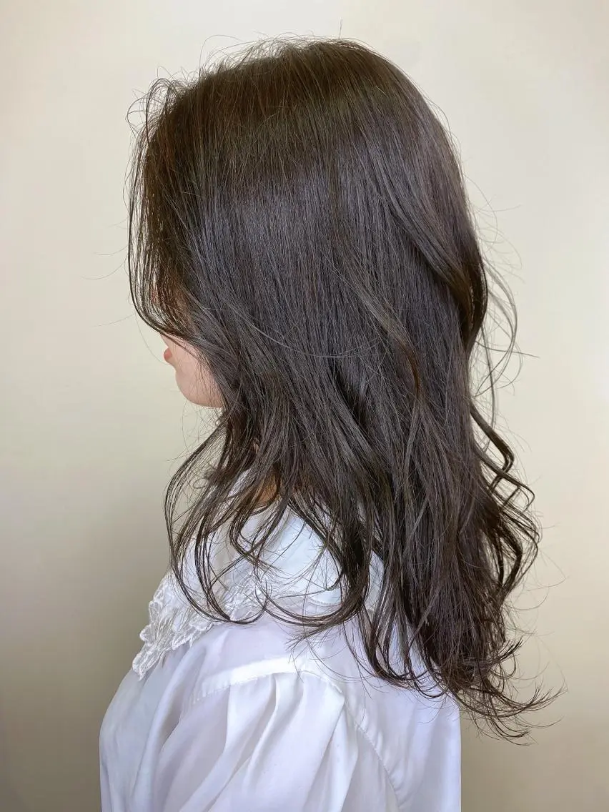 ロング レイヤーカット ロング Sea by LUVISM アヤノのヘアスタイル
