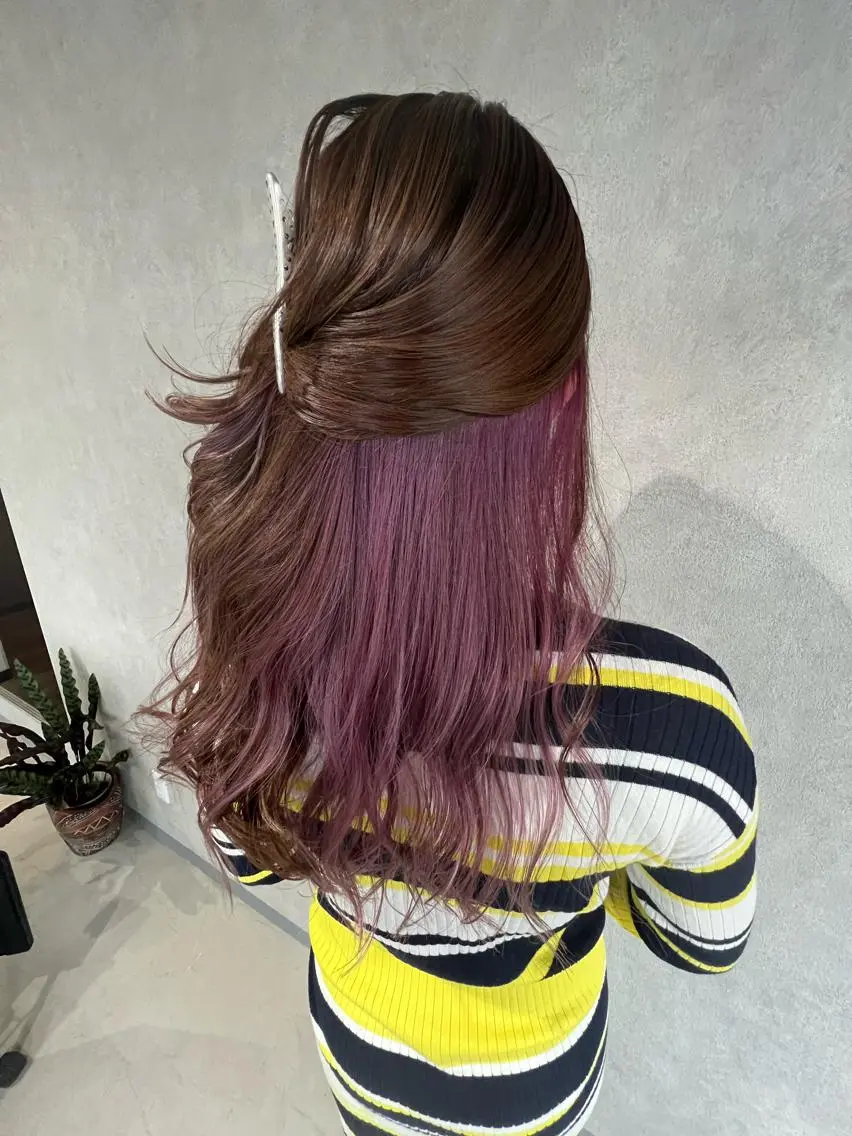 ロング カラー ピンクカラー パープルカラー mimiiy梅田 中崎町ハイトーンのヘアスタイル