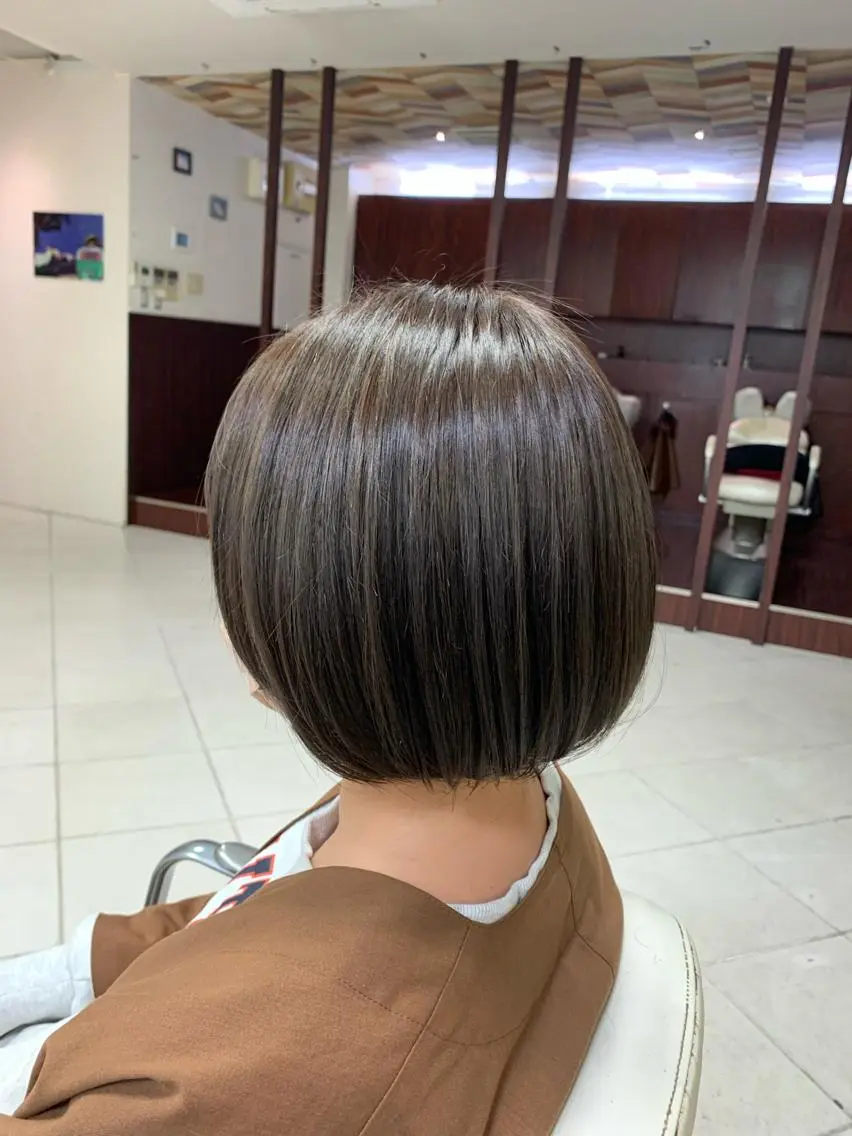 カラー アッシュ ヘアカラー ダメージレス縮毛矯正 メンズも歓迎 細谷のヘアスタイル