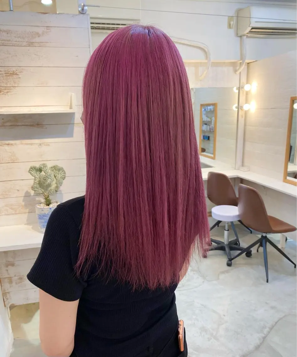 ロング ロング ブリーチなしカラー ダブルカラーエクステのヘアスタイル