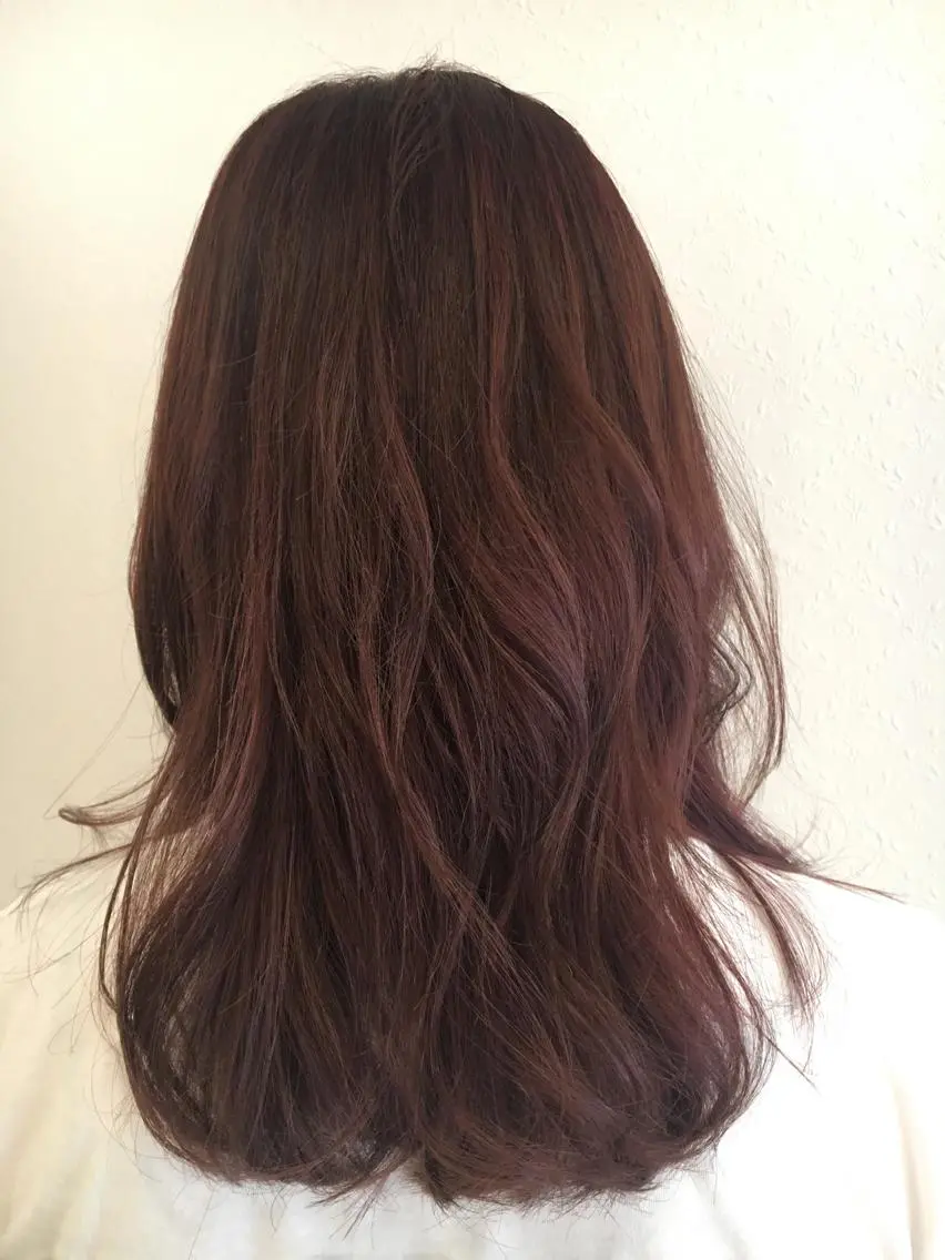 セミロング カラー ヘアカラー トリートメント 宮内 真乃のヘアスタイル
