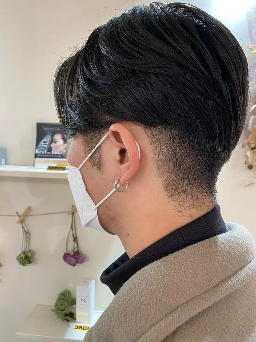ショート パーマ メンズ センターパート メンズカットパーマ ✂️ JOYAのヘアスタイル