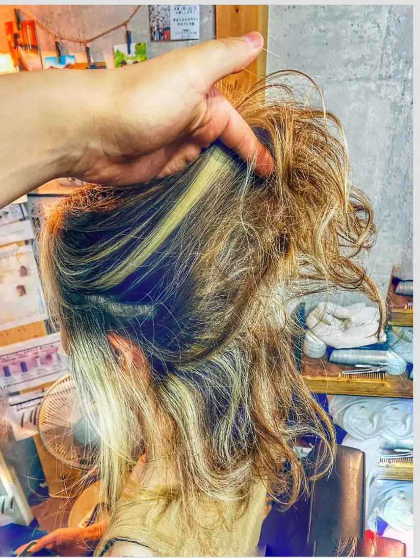カラー 川村 英之のヘアスタイル