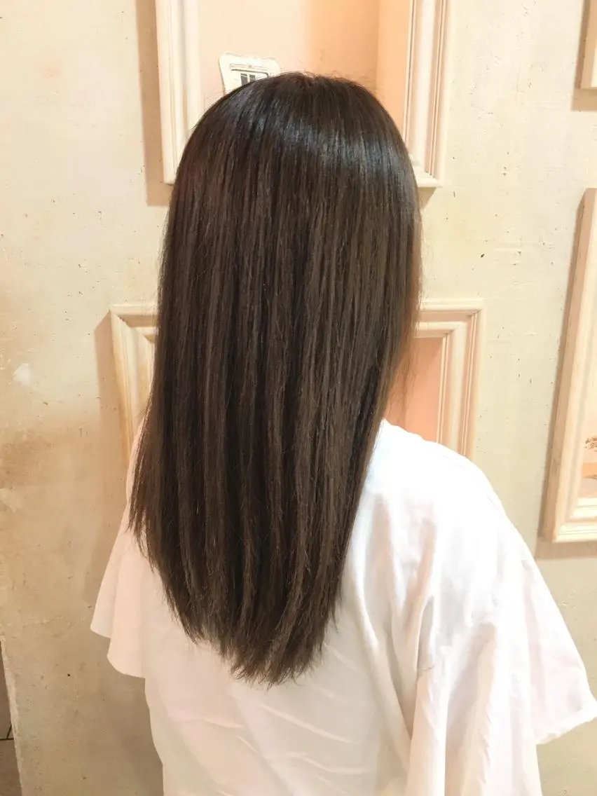 ロング カラー ハイライトカラー ハイライト 井上 日菜乃のヘアスタイル