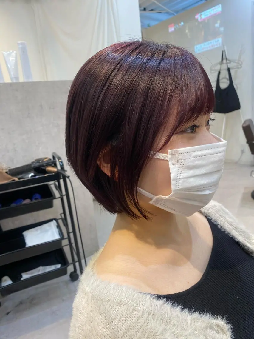 ショート カラー カット ヘアカラー トリートメント 似合う髪型見つけます AYAKAのヘアスタイル