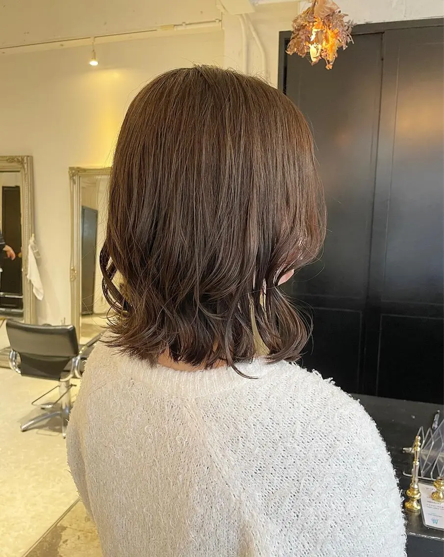 ミディアム カラー ヘアアレンジ アッシュ アッシュブラウン ブラウンカラー bloom yumaのヘアスタイル