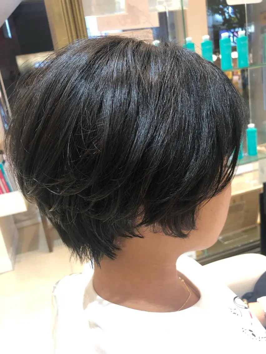 ショート 似合う髪型見つけます AYAKAのヘアスタイル