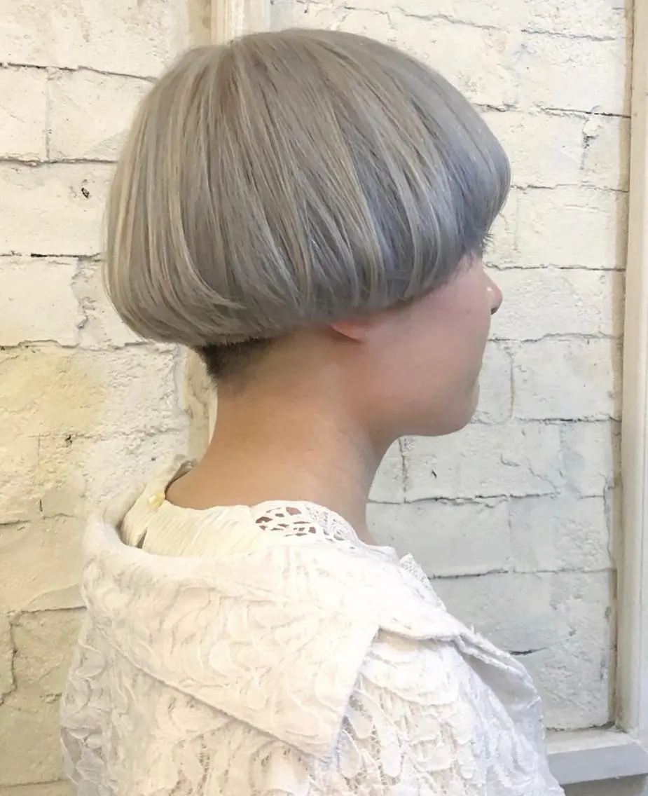 ショート カット ヘアカラー ブリーチ、パーマ 西部笑のヘアスタイル