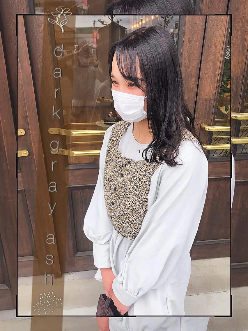 カラー 三村 桜生のヘアスタイル