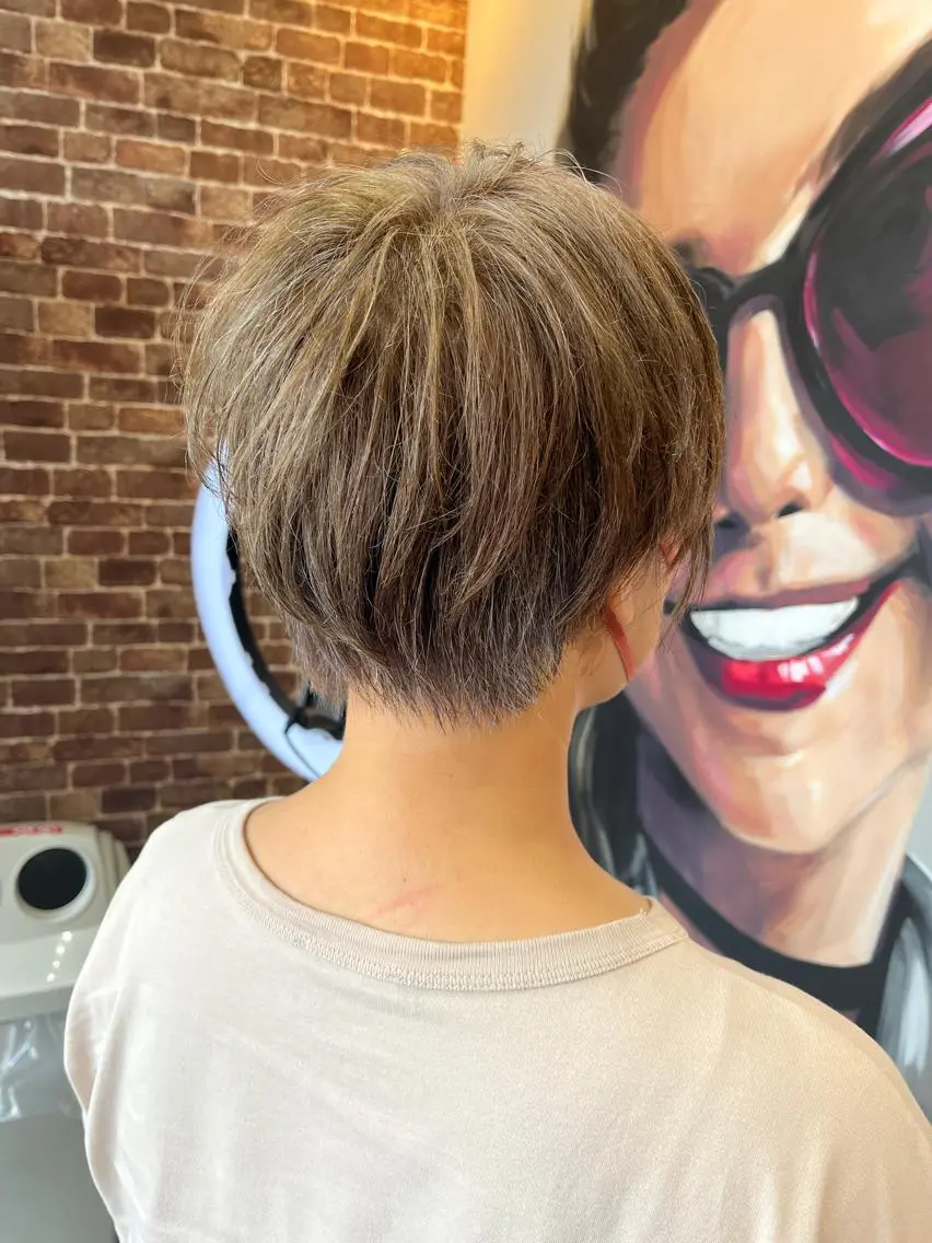 ショート カラー パーマ ヘアアレンジ メンズ キッズ ネイル マツエク・マツパ アイブロウ メンズパーマ ブラウンカラー ケアカラー 透明感カラー ピンクカラー 久木原 ゆりのヘアスタイル