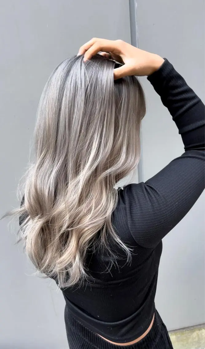 セミロング カラー パーマ ヘアアレンジ キッズ ネイル マツエク・マツパ アイブロウ メンズ特化モテヘア 🌙Nanakaのヘアスタイル