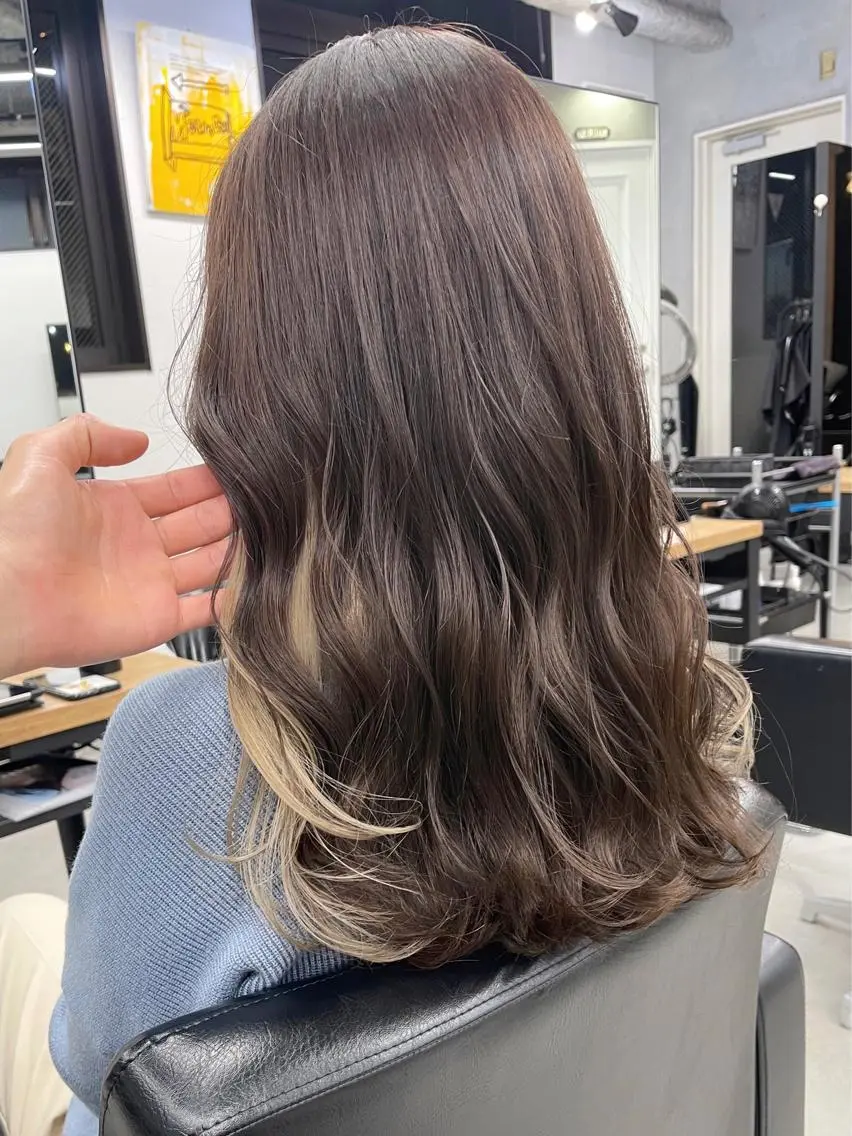 セミロング カラー ベージュカラー ホワイトベージュ ブリーチダブルカラー 【koide】のヘアスタイル