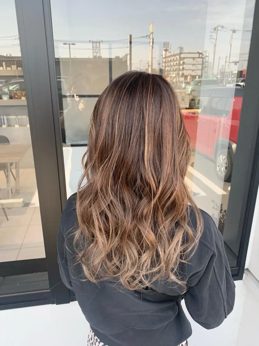 ロング 【Gluck】高橋 大治のヘアスタイル