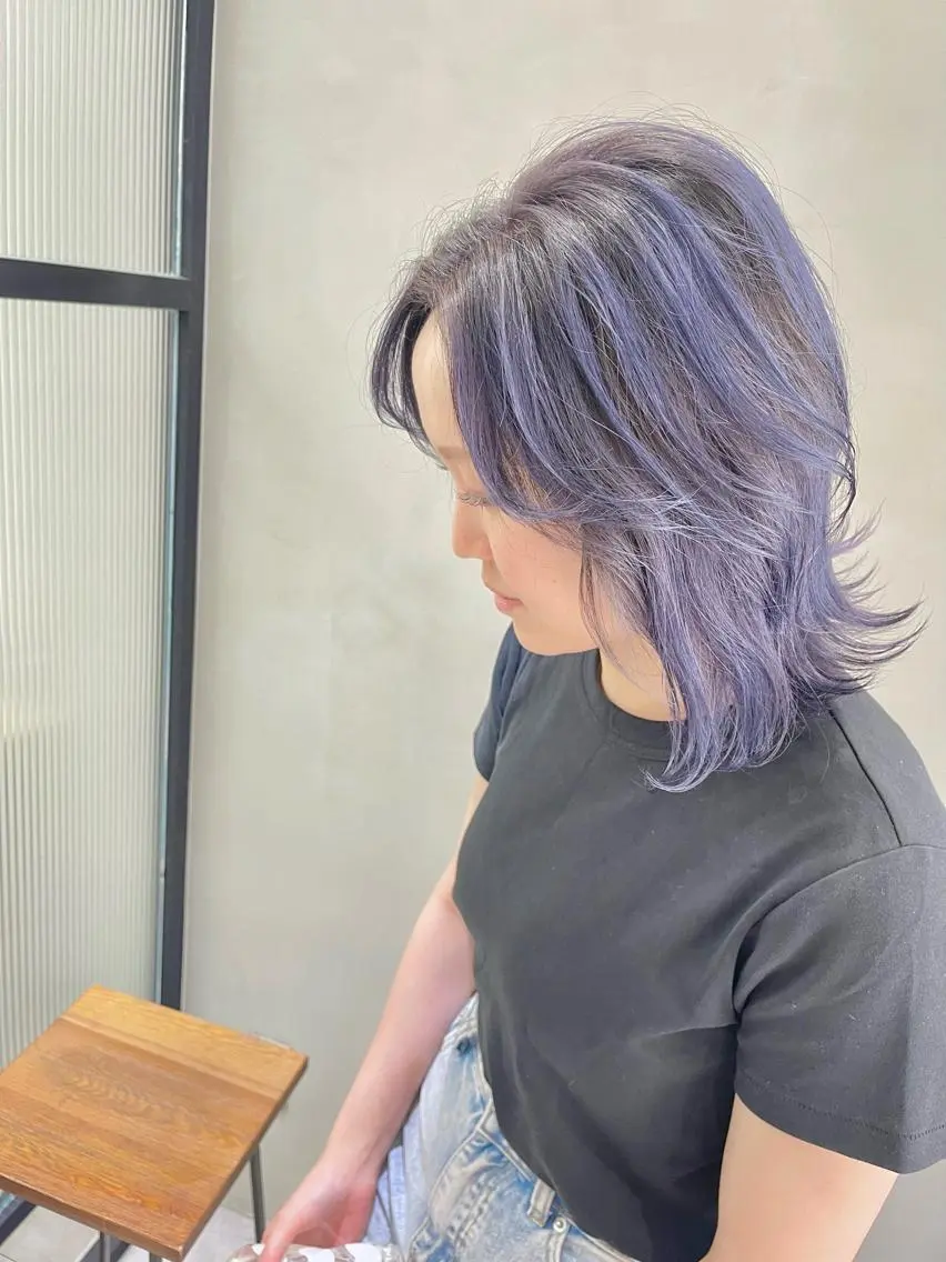 ミディアム カラー ヘアアレンジ バレイヤージュ ブルーカラー ブルーラベンダー ラベンダーカラー レイヤーカット ヘアカラー ヘアセット 縮毛矯正/美髪 髪質改善/石田幸輔のヘアスタイル