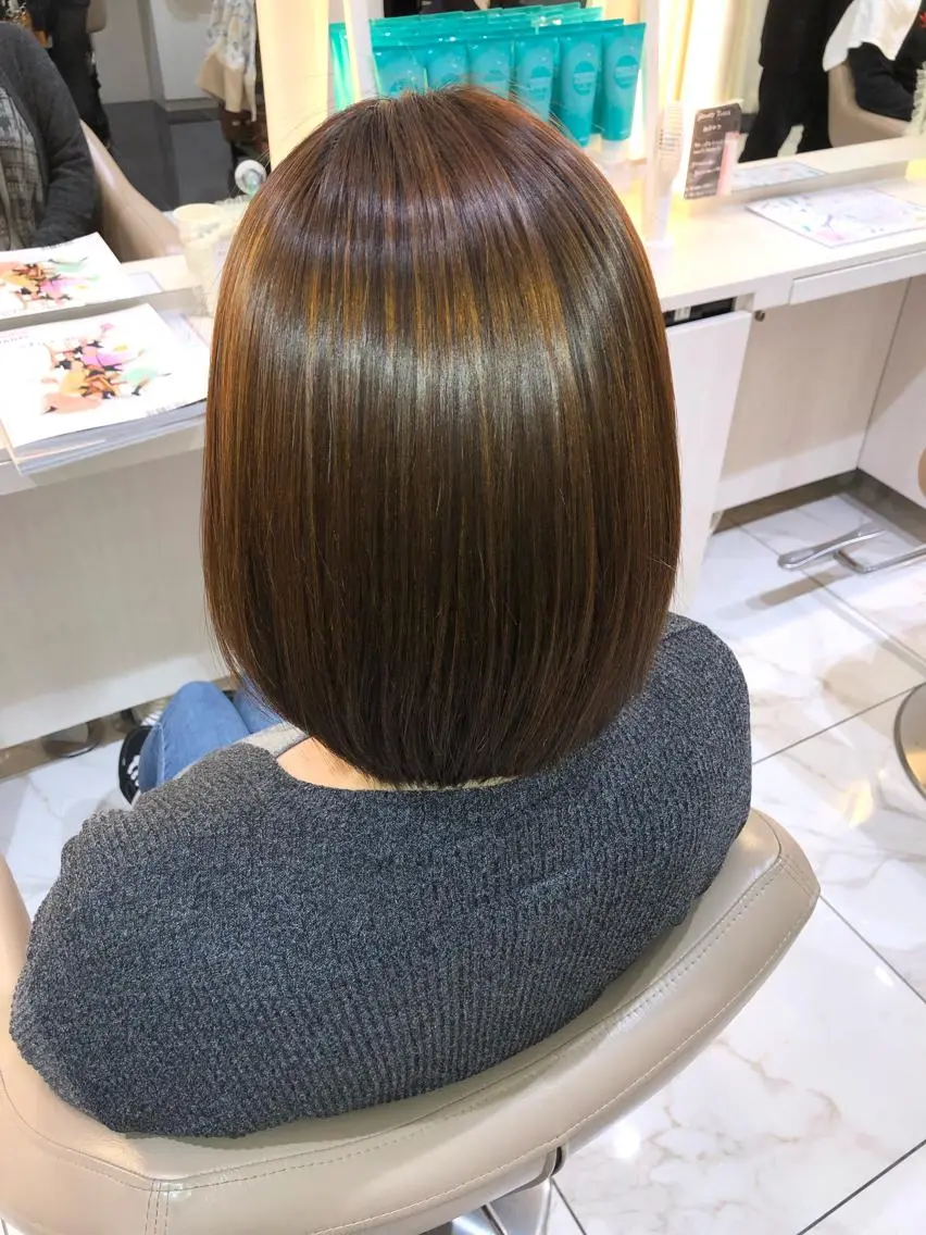 ショート パーマ 髪質改善 縮毛矯正 ストレートパーマ 安井　昴 💫ブリーチ縮毛矯正のヘアスタイル