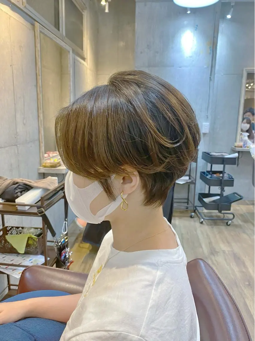 ショート カラー 増山 大起のヘアスタイル