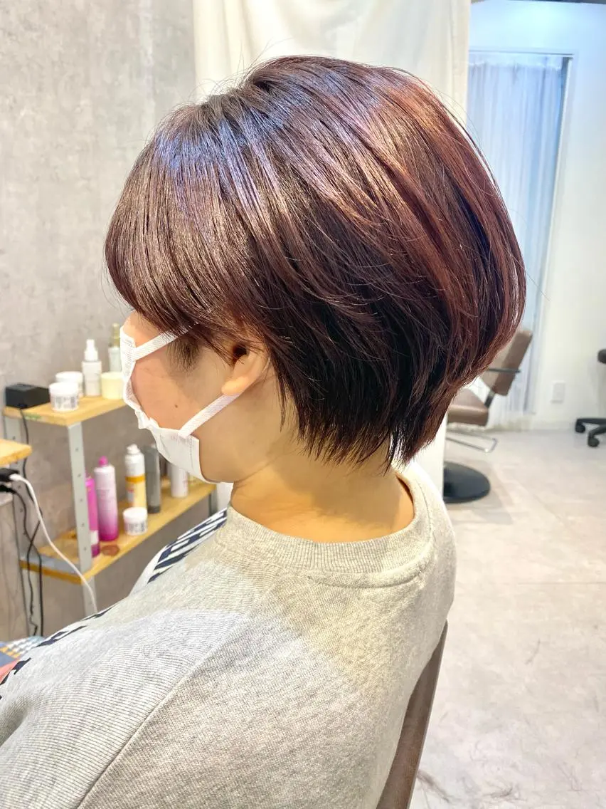 ショート カラー ヘアカラー トリートメント 似合う髪型見つけます AYAKAのヘアスタイル