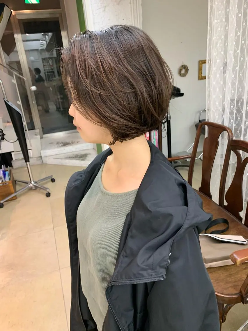 ショート パーマ ボブ 岩田菜央 《武蔵小杉》のヘアスタイル