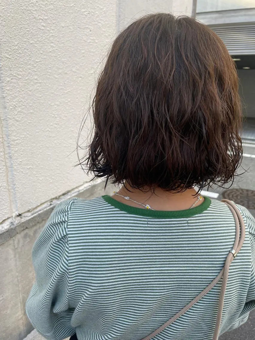 ミディアム ミディアムパーマ カット パーマ トリートメント ayane⭐️ボブ・ ショート・パーマのヘアスタイル