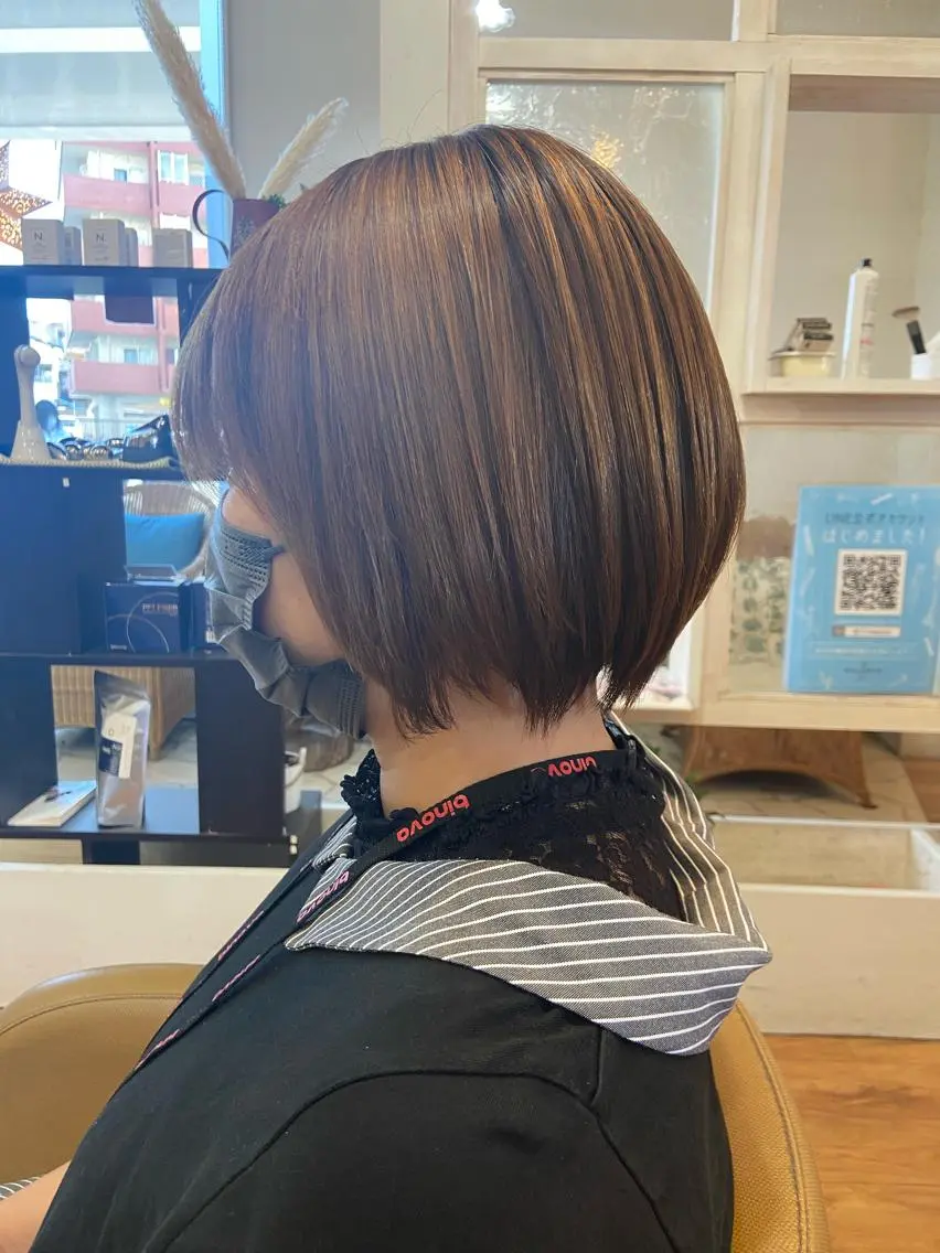 ショート 縮毛矯正 麻生 真子のヘアスタイル