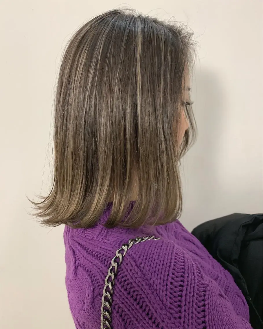 ショート カラー レイヤーカット 西村あきやのヘアスタイル